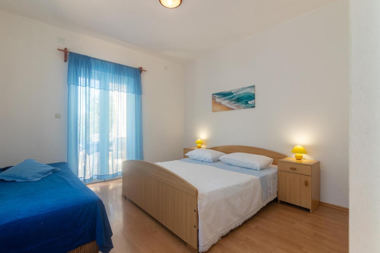 Apartments With A Parking Space Ivan Dolac, Hvar - 15784 Exterior foto
